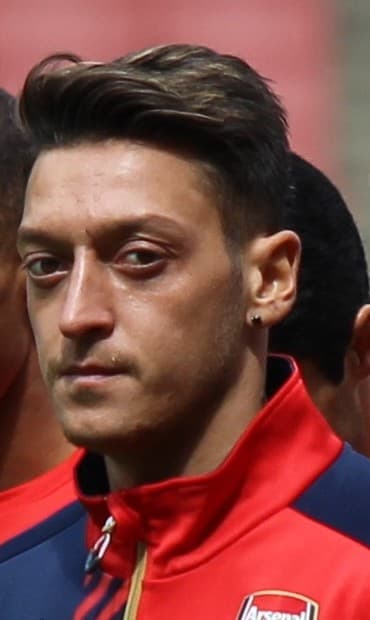 Mesut Özil at an Arsenal open training session, July 2015